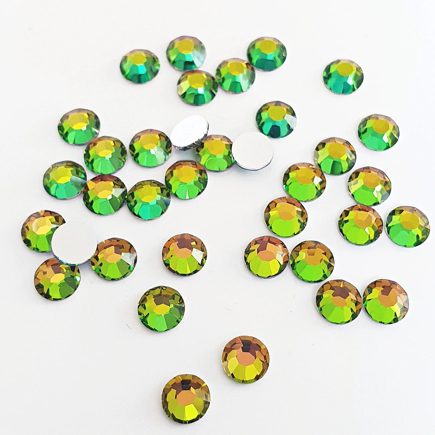 Preciosa Vitrail Medium flat back rhinestone crystal non hotfix