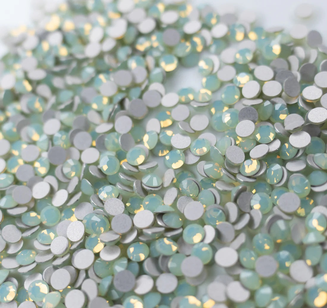 Preciosa Chrysolite Opal flat back rhinestone crystal non hotfix