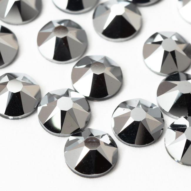 Swarovski Light Chrome flat back rhinestone crystal non hotfix